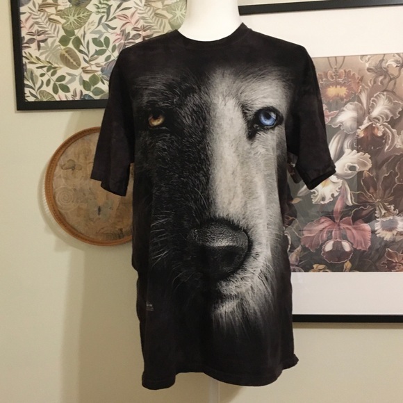 The Mountain Other - The Mountain Wolf Graphic Tee